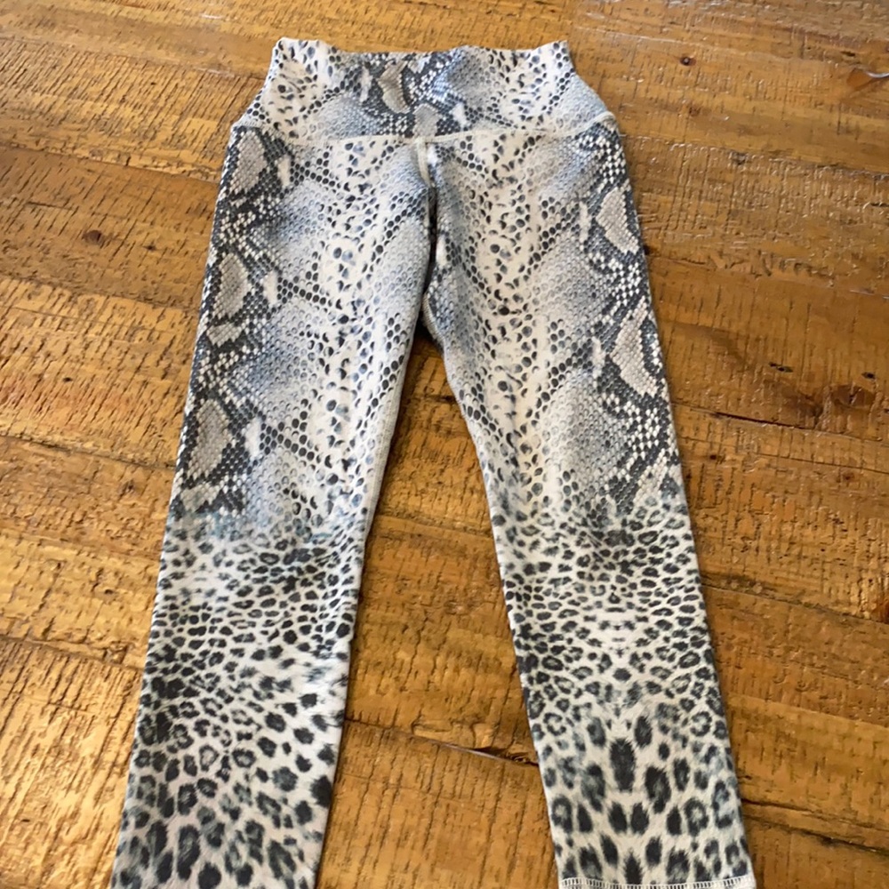 EVCR leggings